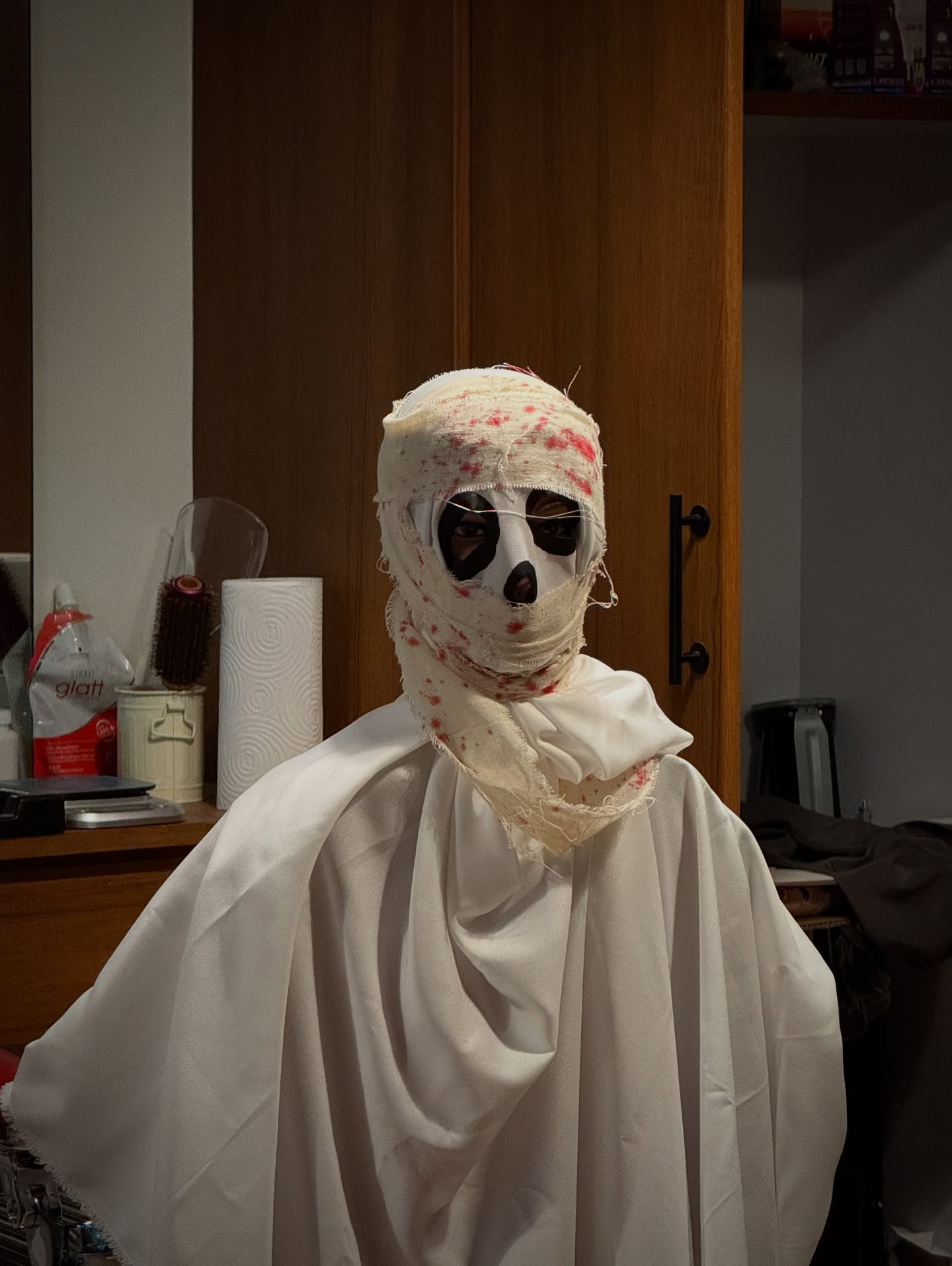 จูเนียร์ - กาจบัณฑิต ใจดี