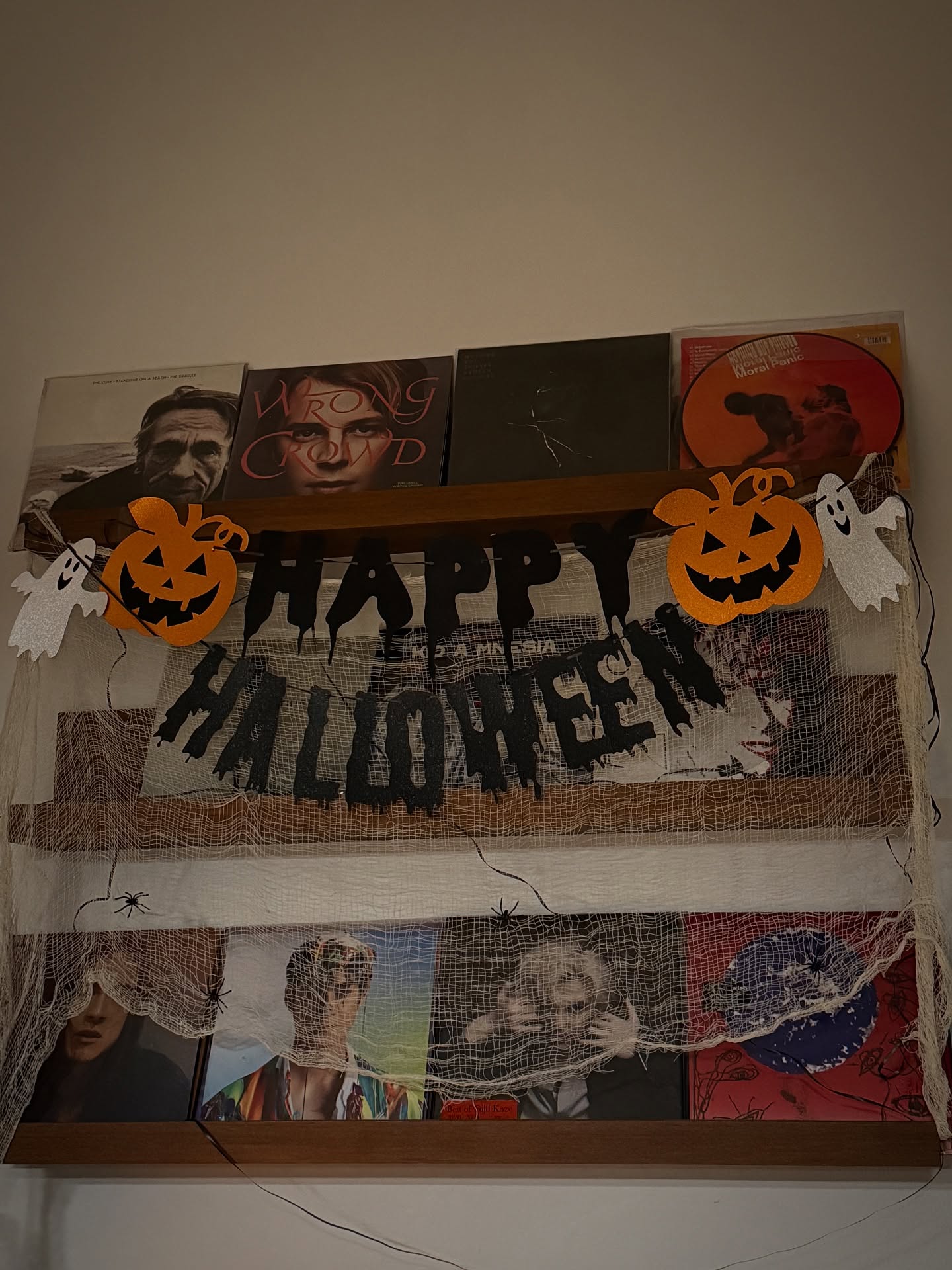 จูเนียร์ - กาจบัณฑิต ใจดี