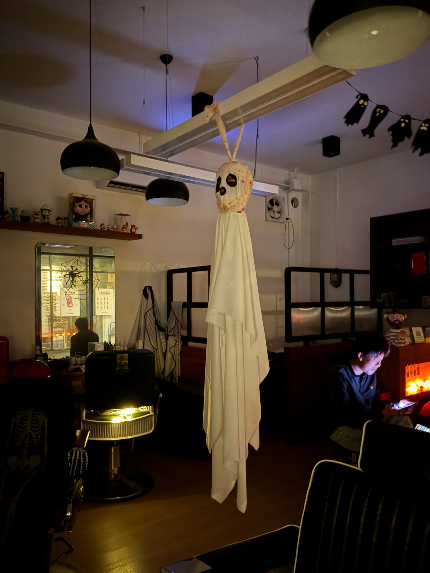 จูเนียร์ - กาจบัณฑิต ใจดี