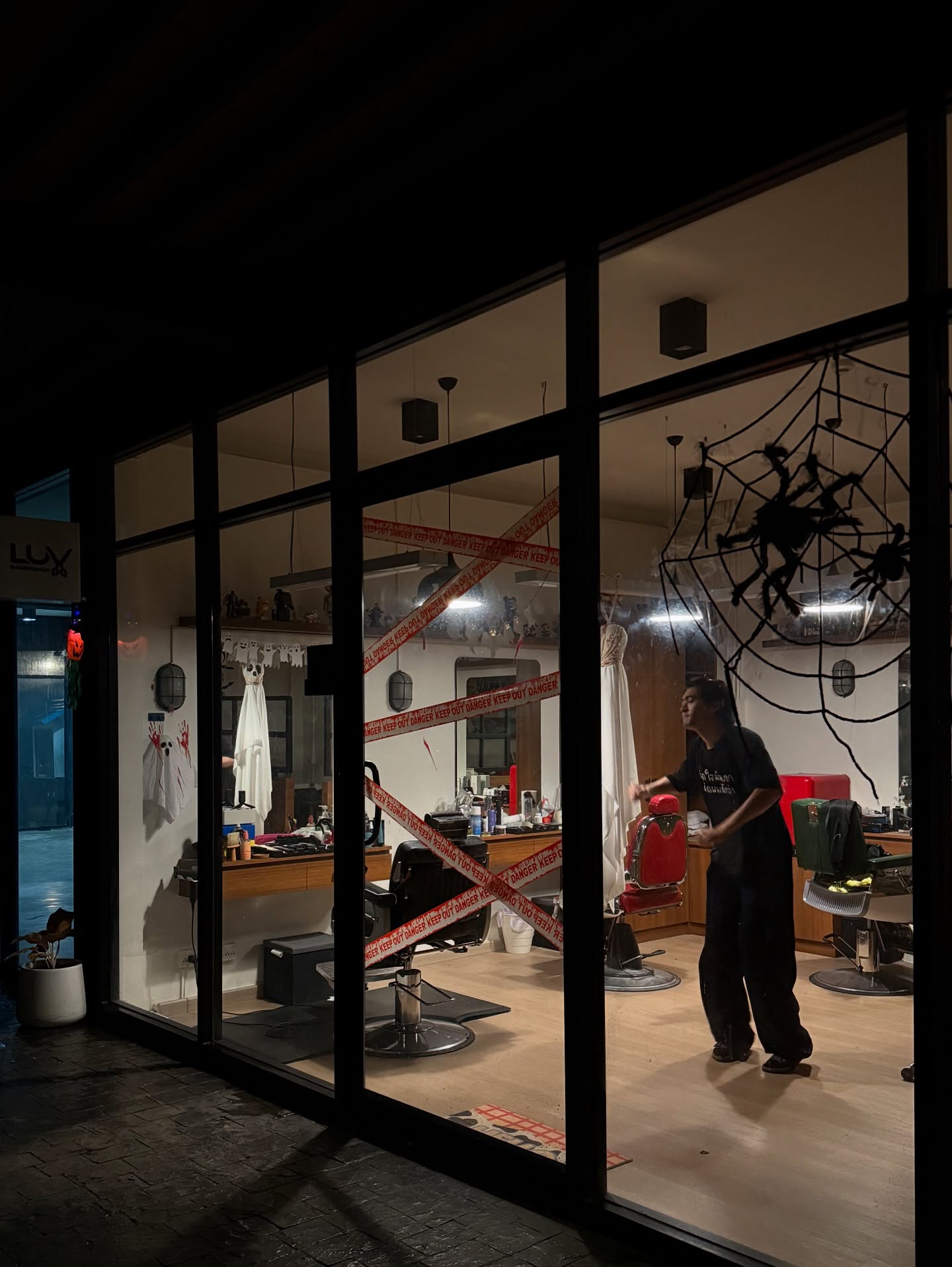 จูเนียร์ - กาจบัณฑิต ใจดี