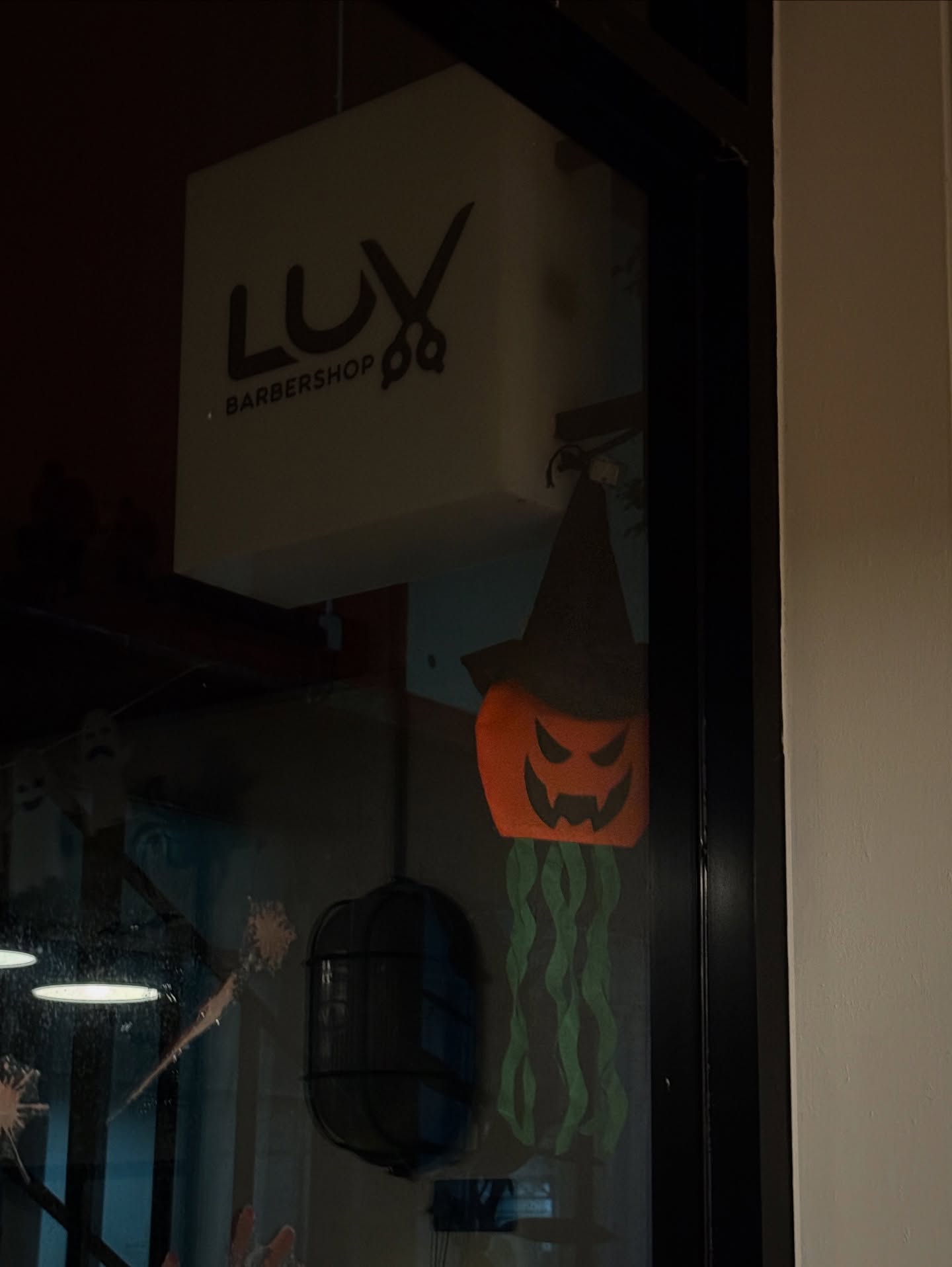 จูเนียร์ - กาจบัณฑิต ใจดี