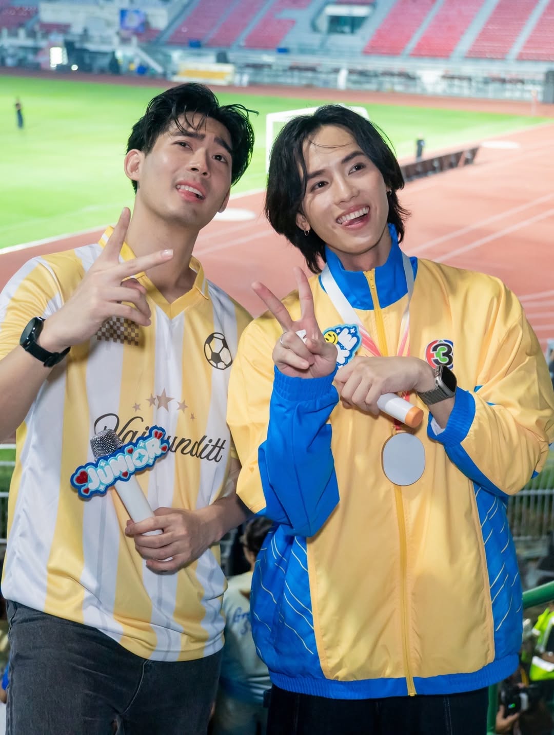 จูเนียร์ - กาจบัณฑิต ใจดี