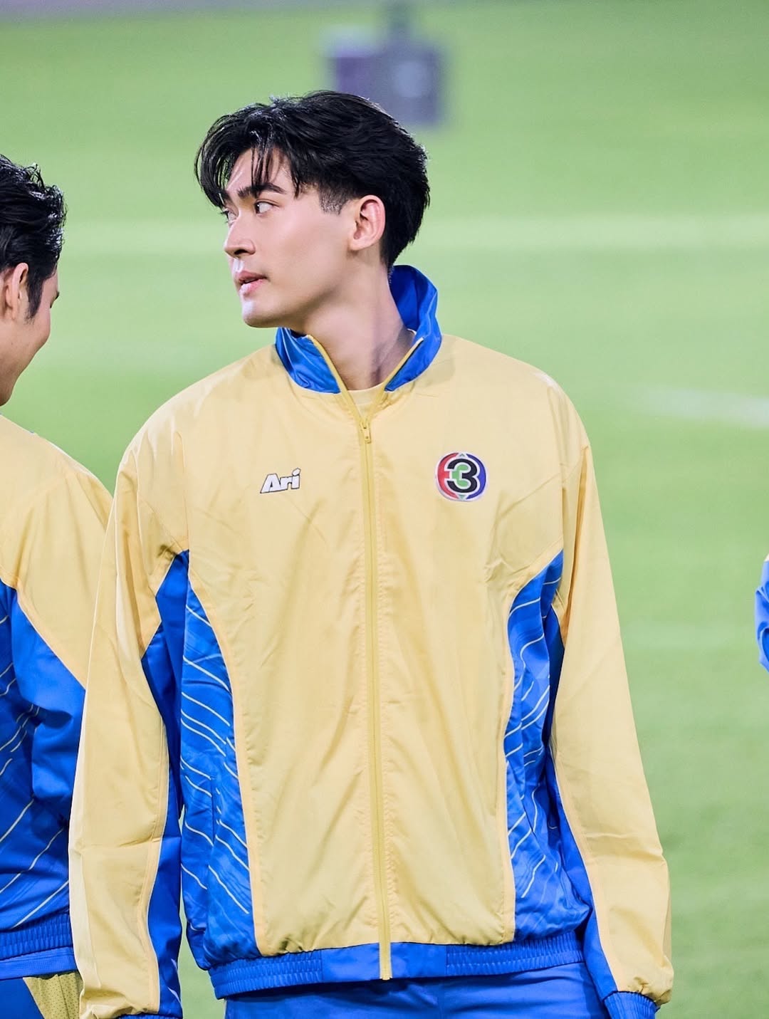 จูเนียร์ - กาจบัณฑิต ใจดี