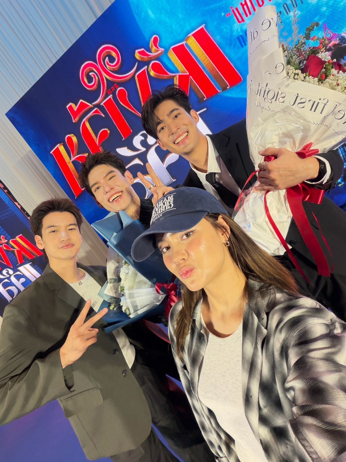 จูเนียร์ - กาจบัณฑิต ใจดี