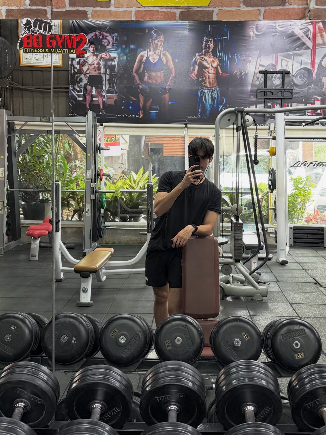 จูเนียร์ - กาจบัณฑิต ใจดี