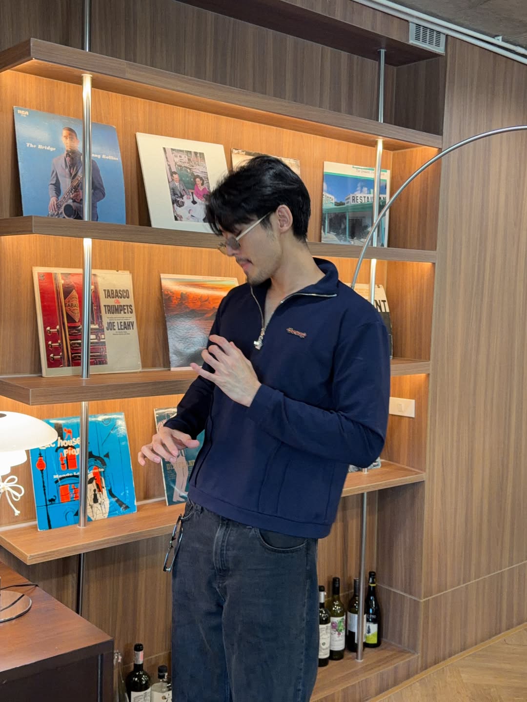 จูเนียร์ - กาจบัณฑิต ใจดี
