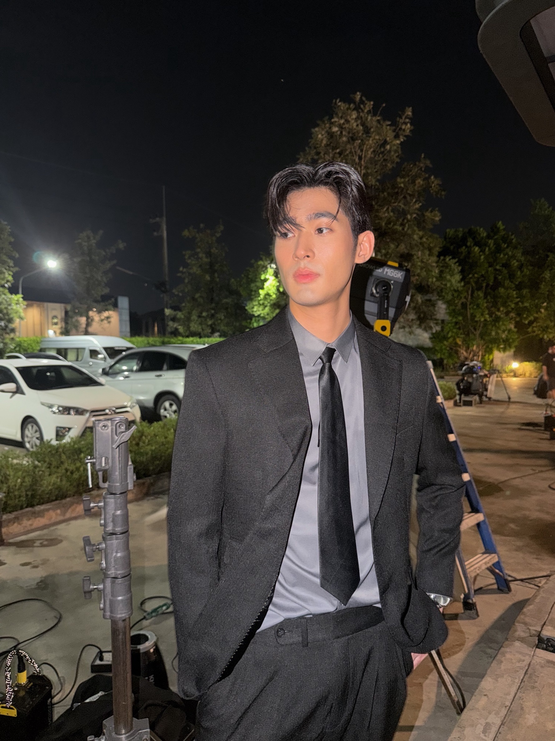 จูเนียร์ - กาจบัณฑิต ใจดี