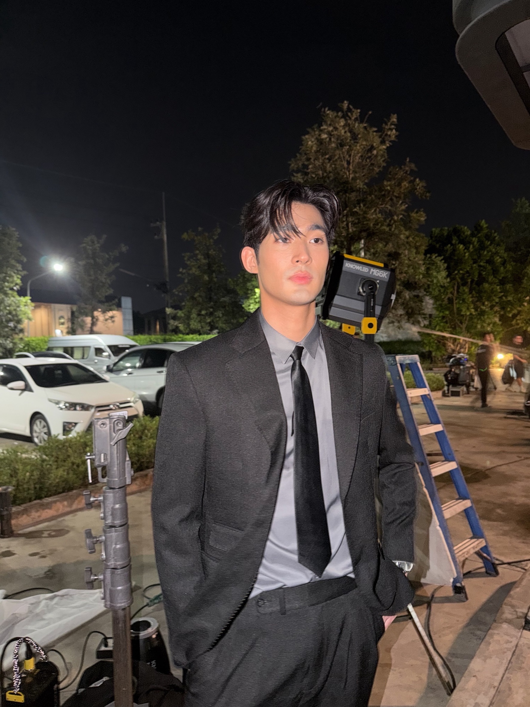 จูเนียร์ - กาจบัณฑิต ใจดี