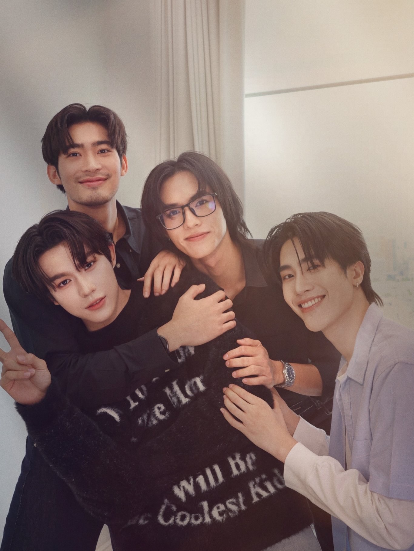 จูเนียร์ - กาจบัณฑิต ใจดี