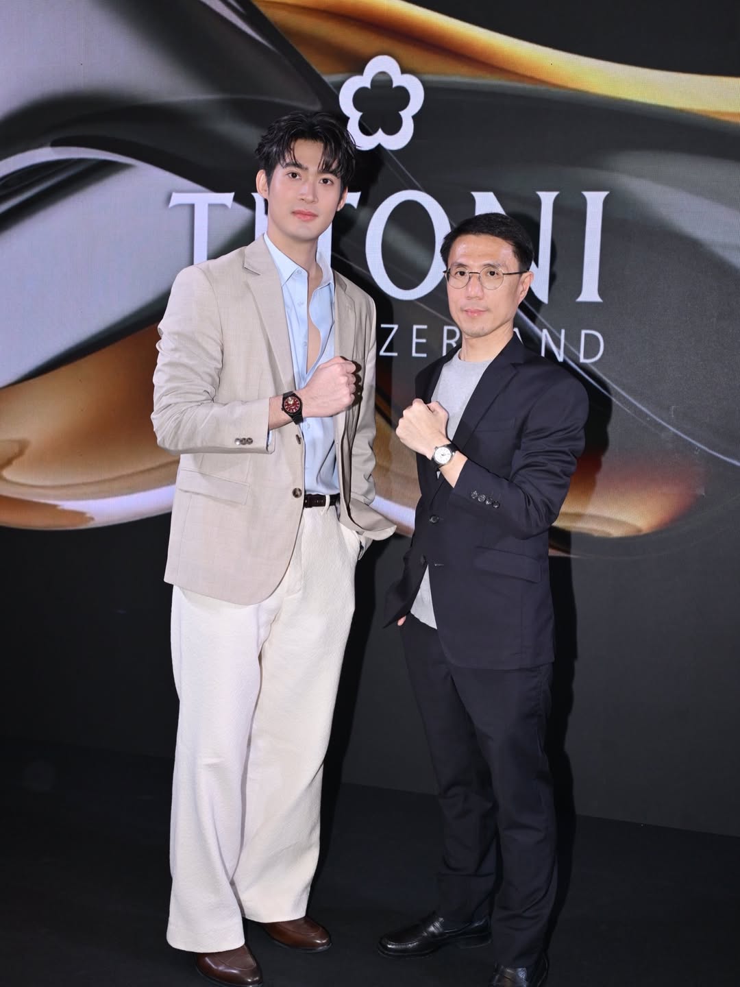จูเนียร์ - กาจบัณฑิต ใจดี