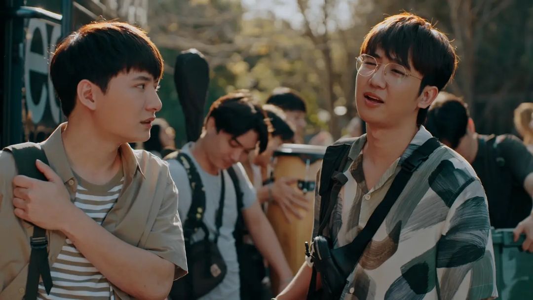 ไตเติ้ล - กีรติ พวงมาลี