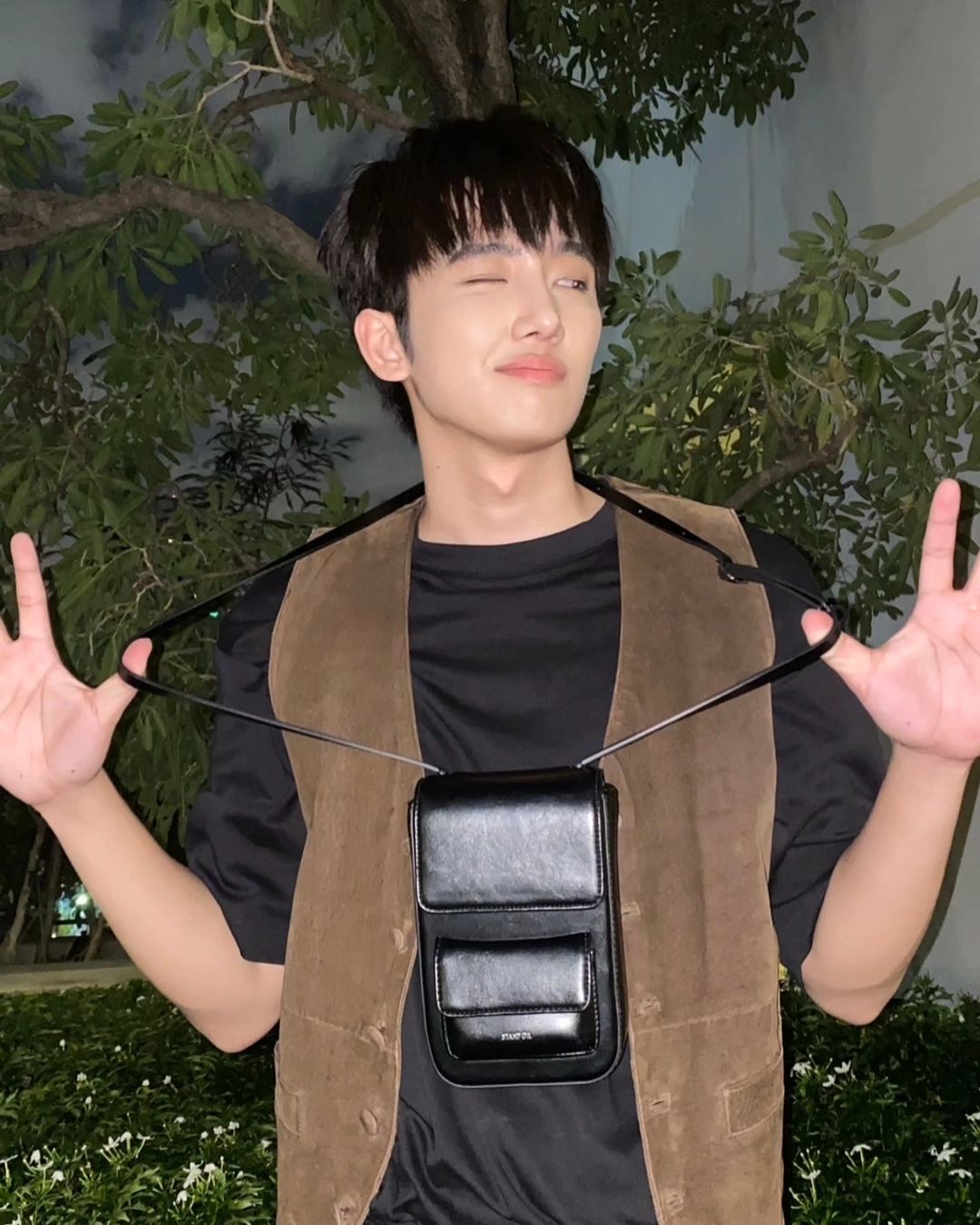 ไตเติ้ล - กีรติ พวงมาลี