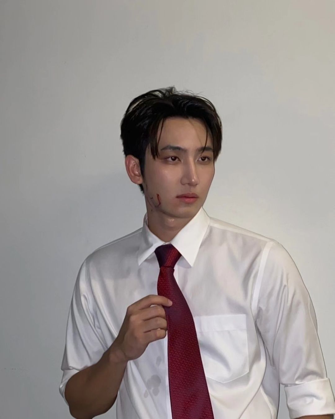 ไตเติ้ล - กีรติ พวงมาลี
