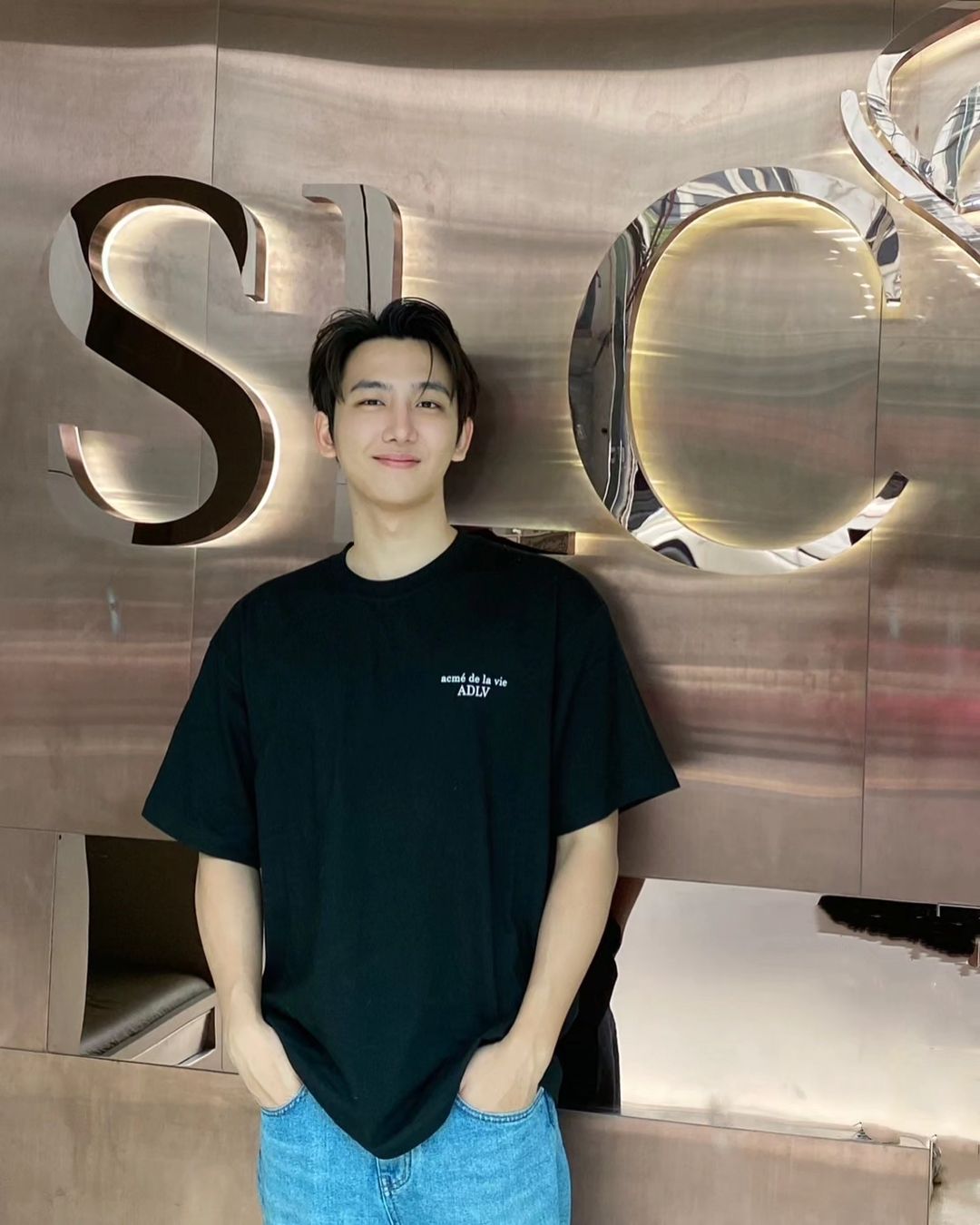 ไตเติ้ล - กีรติ พวงมาลี