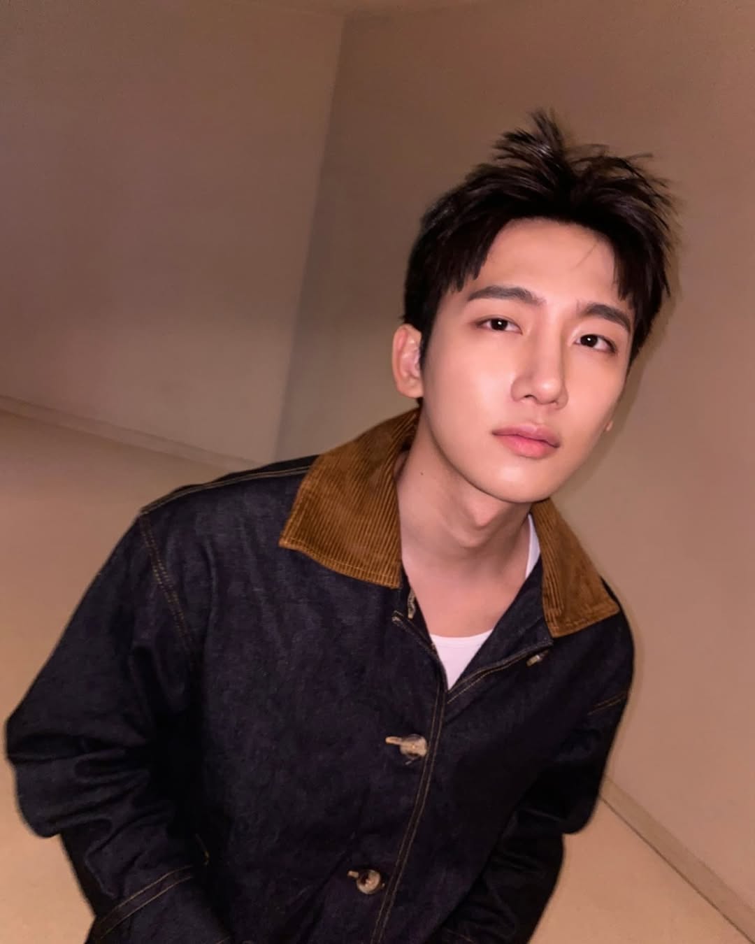 ไตเติ้ล - กีรติ พวงมาลี