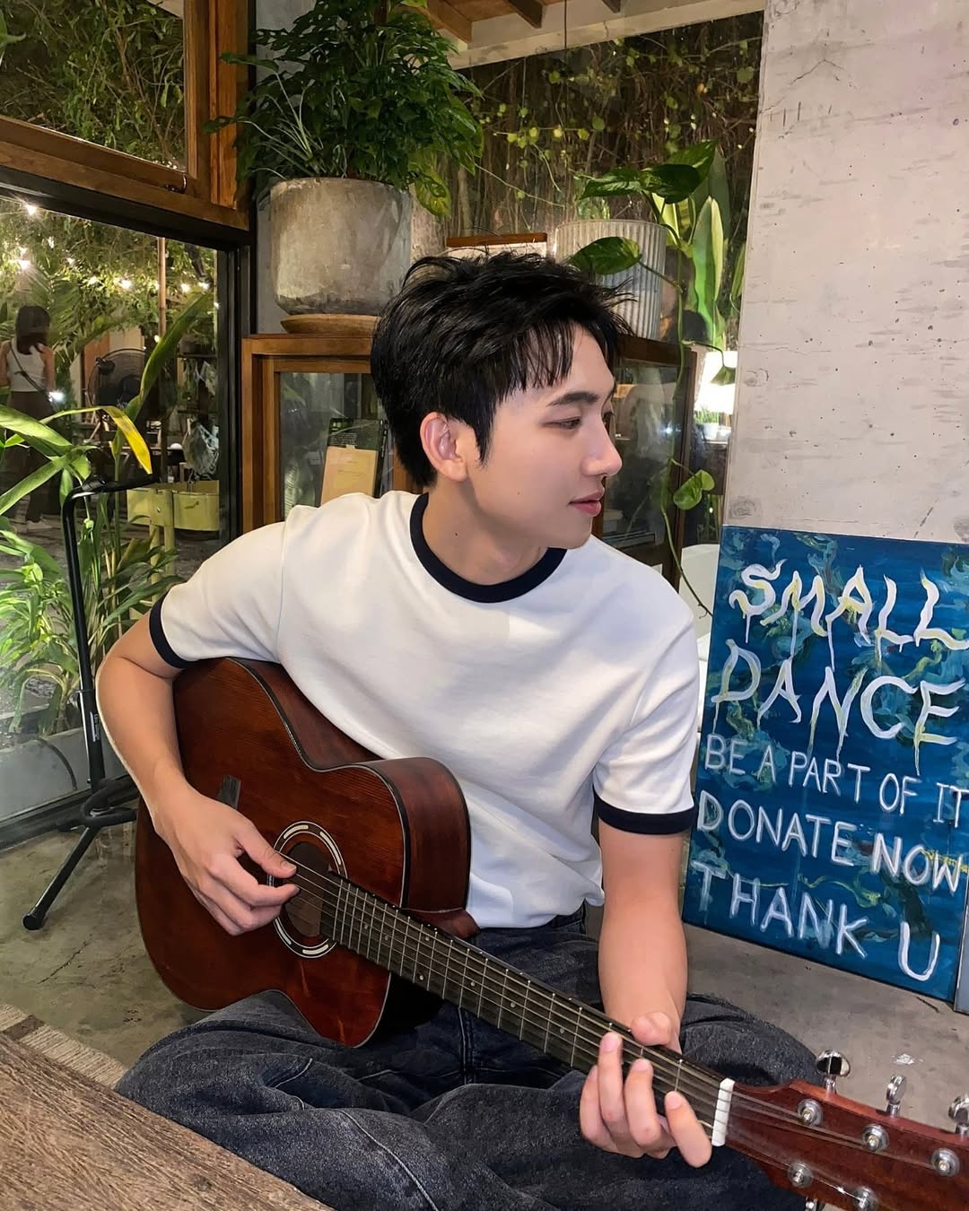 ไตเติ้ล - กีรติ พวงมาลี