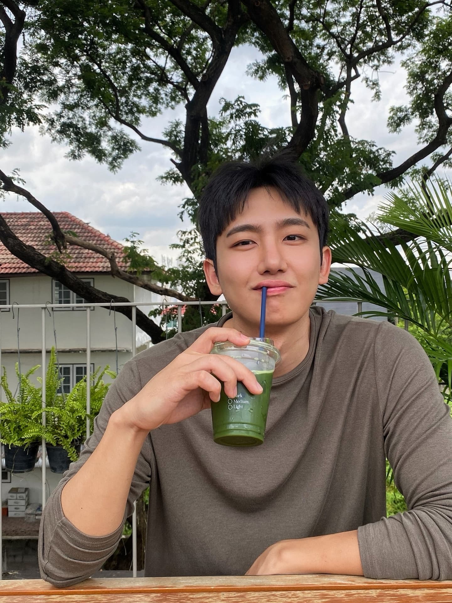 ไตเติ้ล - กีรติ พวงมาลี