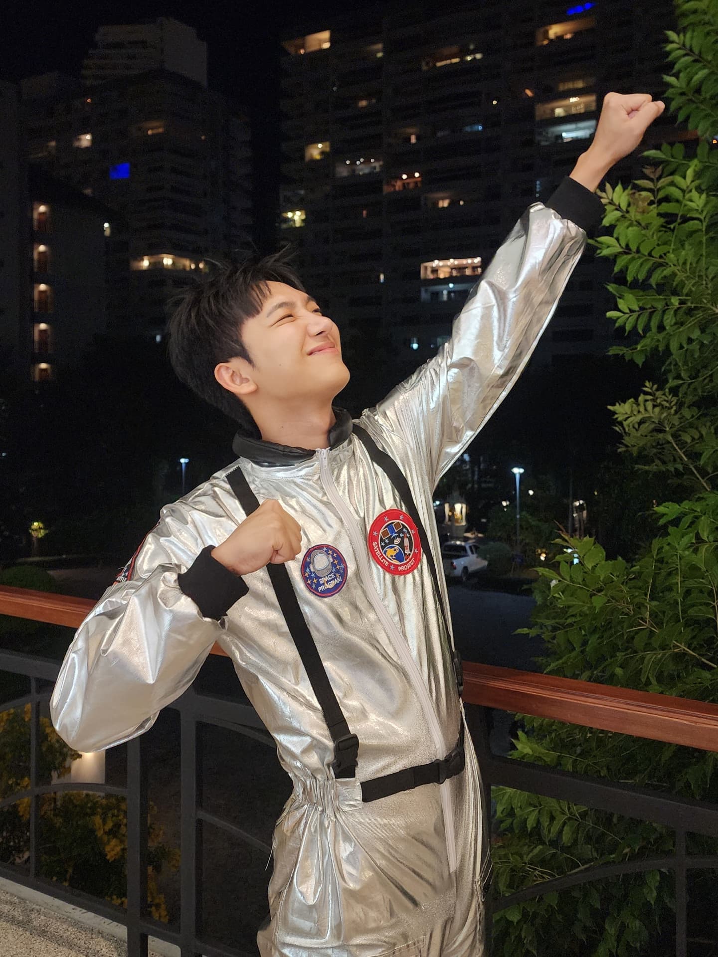 ไตเติ้ล - กีรติ พวงมาลี