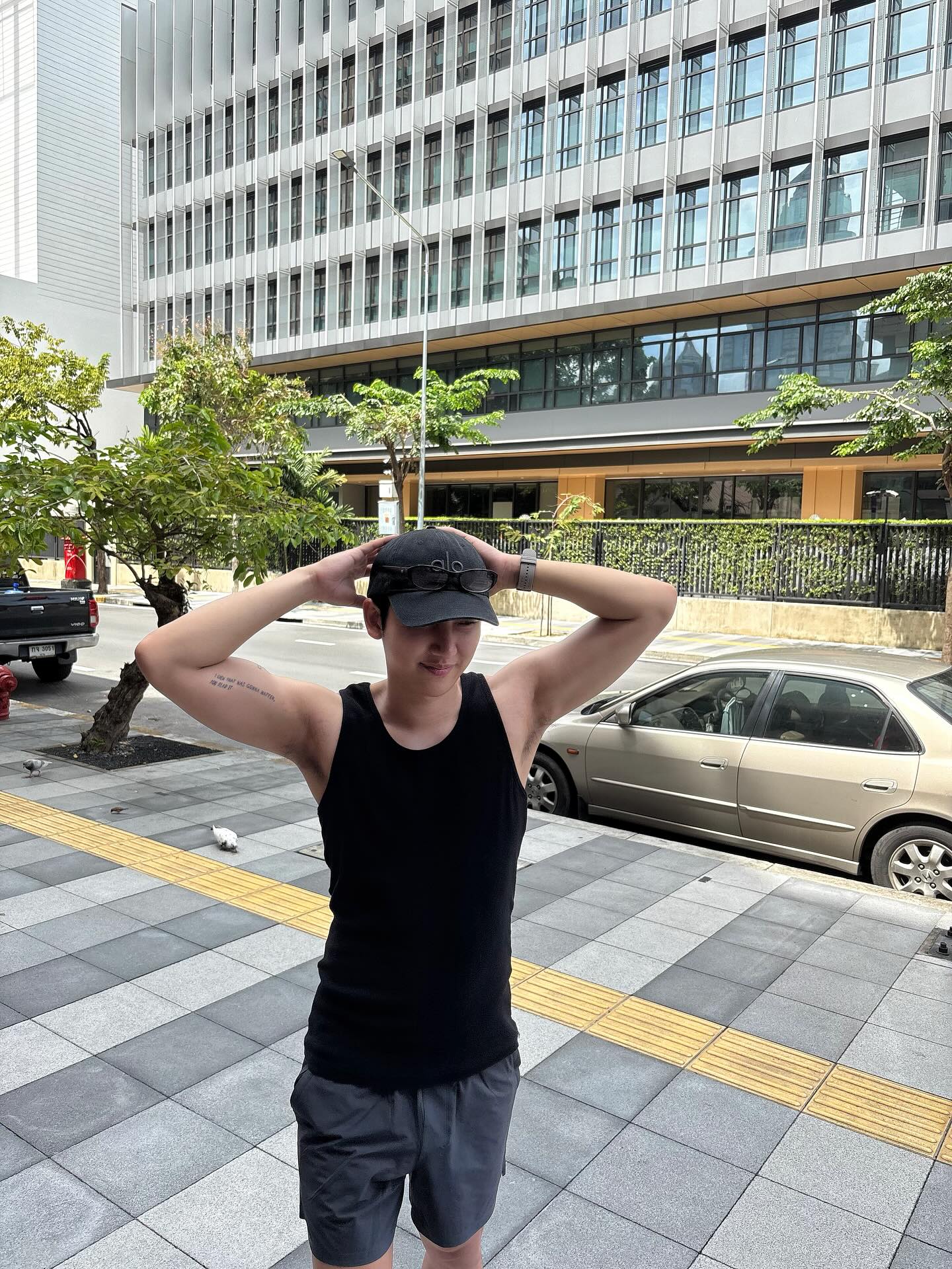 ไตเติ้ล - กีรติ พวงมาลี