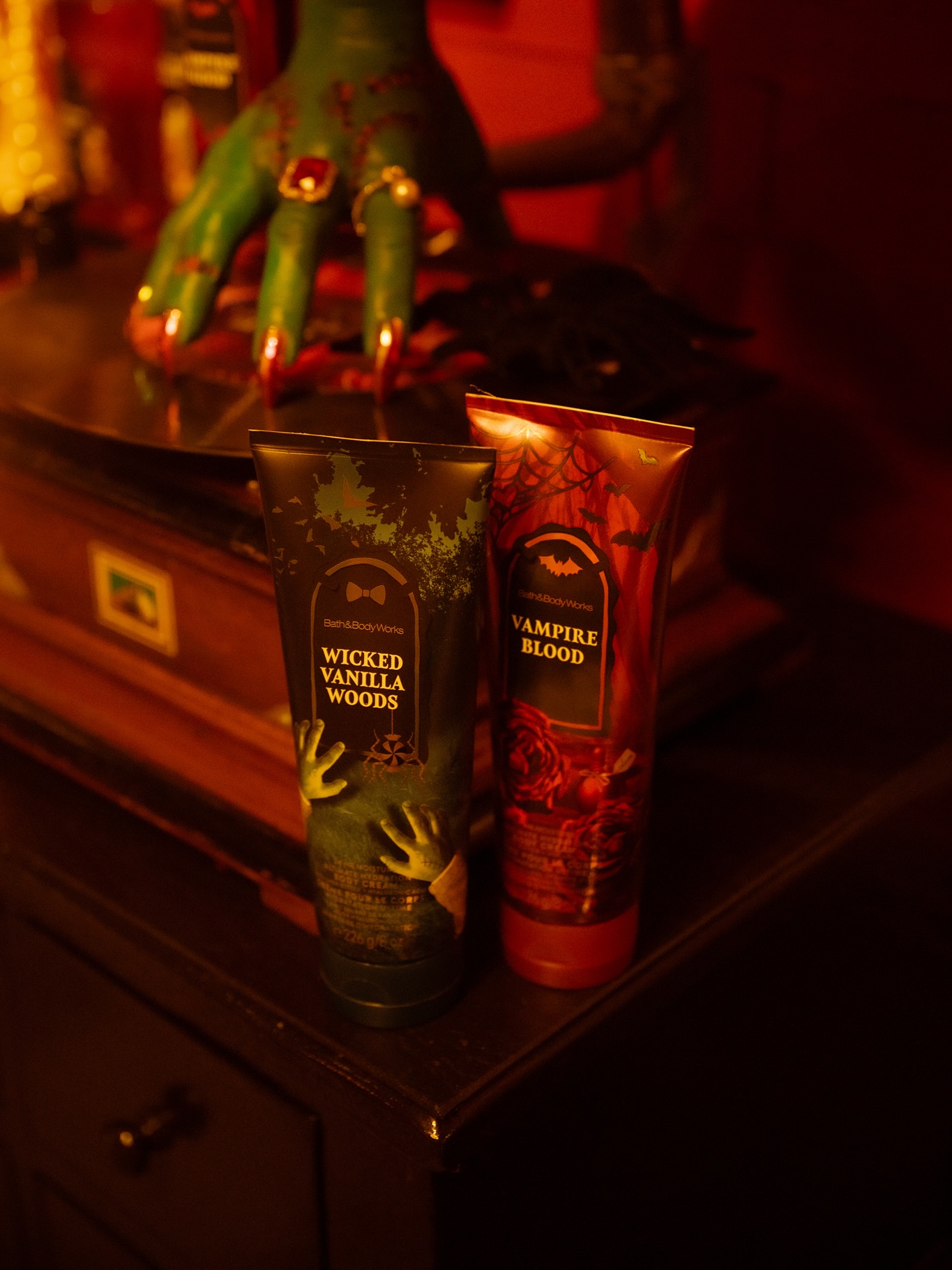 ไตเติ้ล - กีรติ พวงมาลี