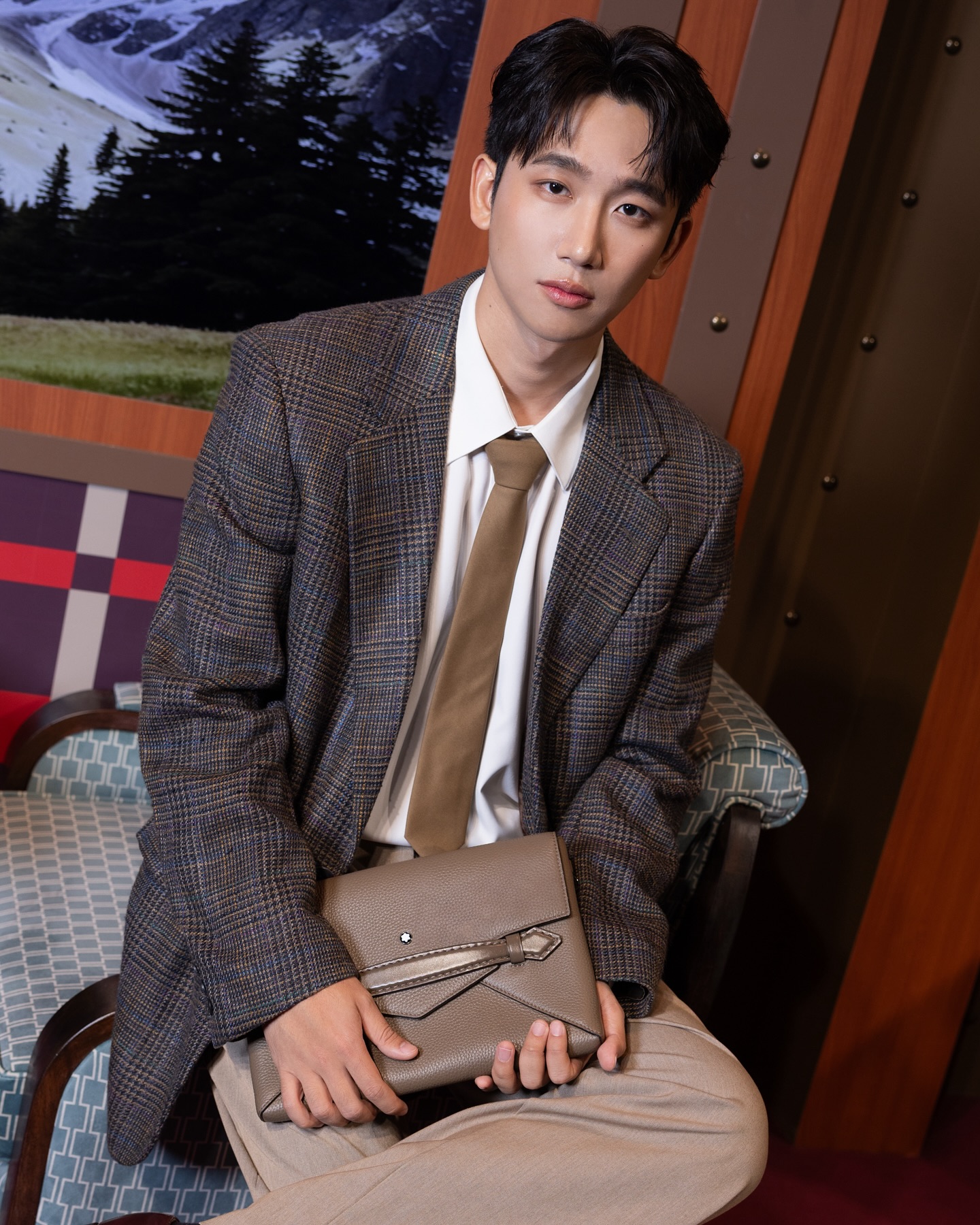 ไตเติ้ล - กีรติ พวงมาลี