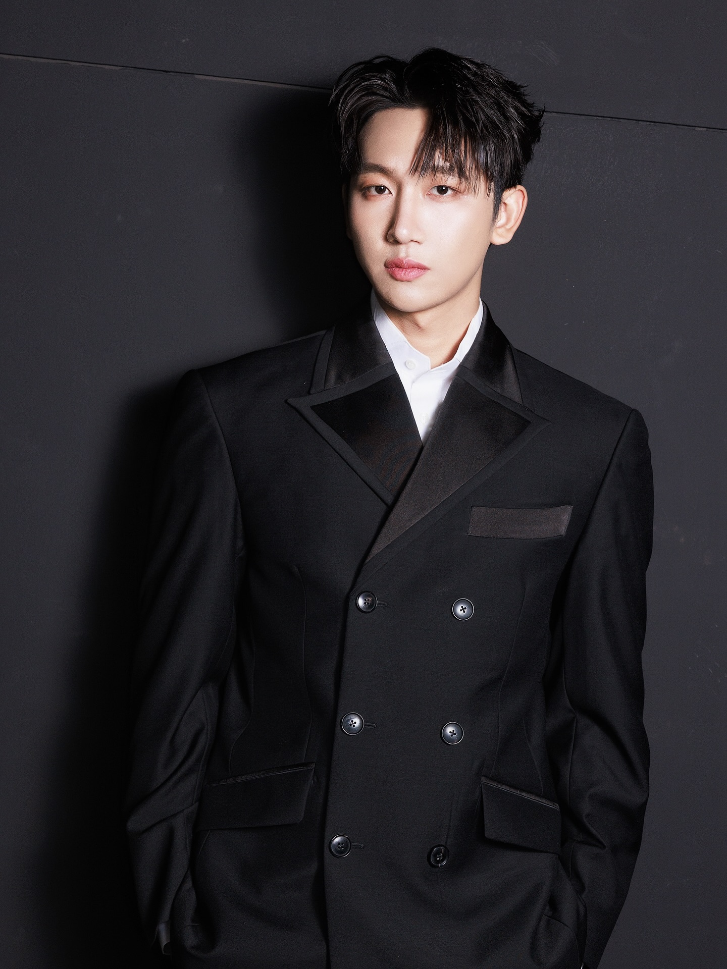 ไตเติ้ล - กีรติ พวงมาลี