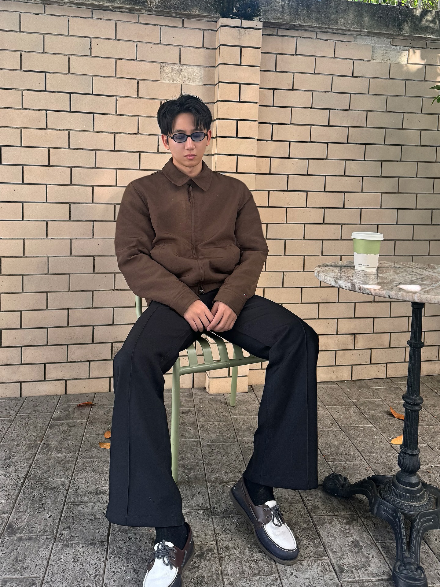 ไตเติ้ล - กีรติ พวงมาลี