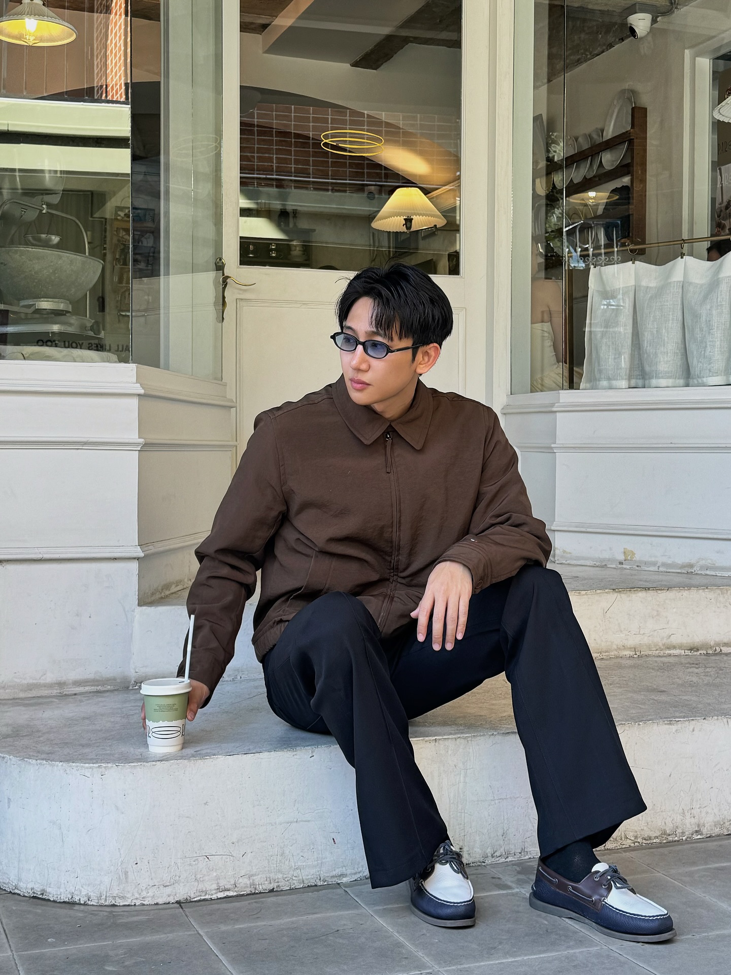 ไตเติ้ล - กีรติ พวงมาลี