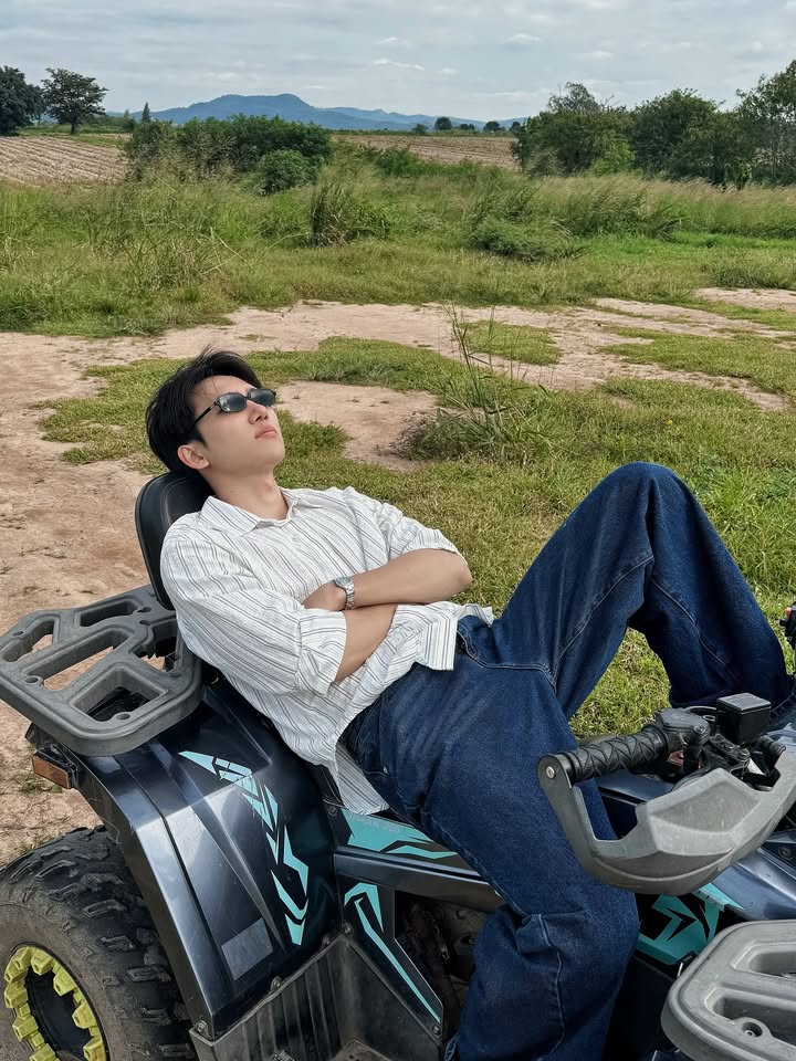 ไตเติ้ล - กีรติ พวงมาลี