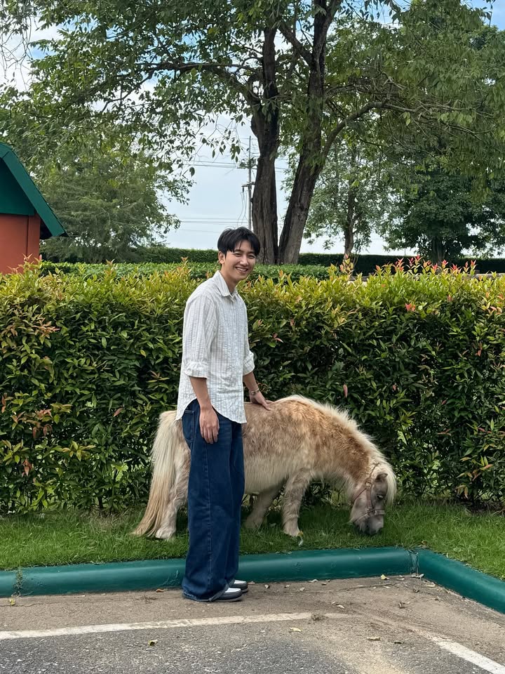 ไตเติ้ล - กีรติ พวงมาลี