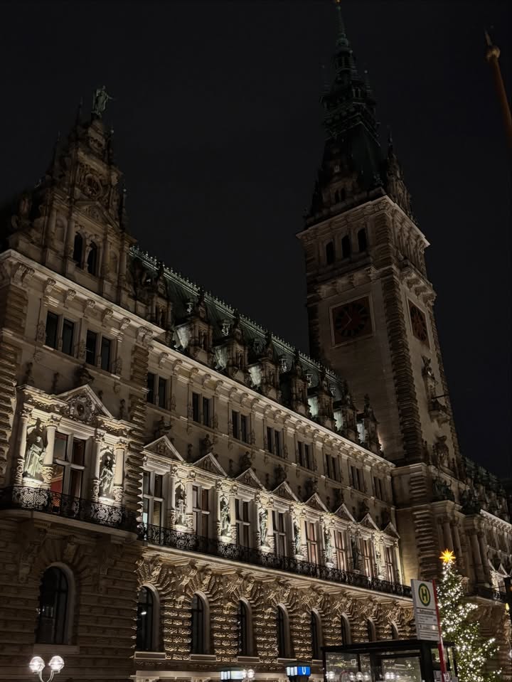 ไตเติ้ล - กีรติ พวงมาลี