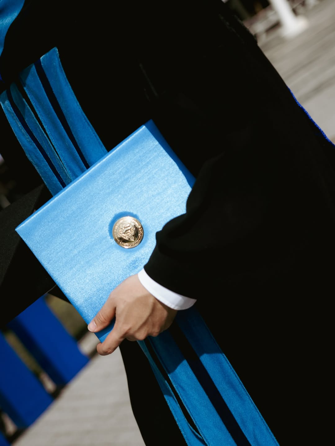 ไตเติ้ล - กีรติ พวงมาลี