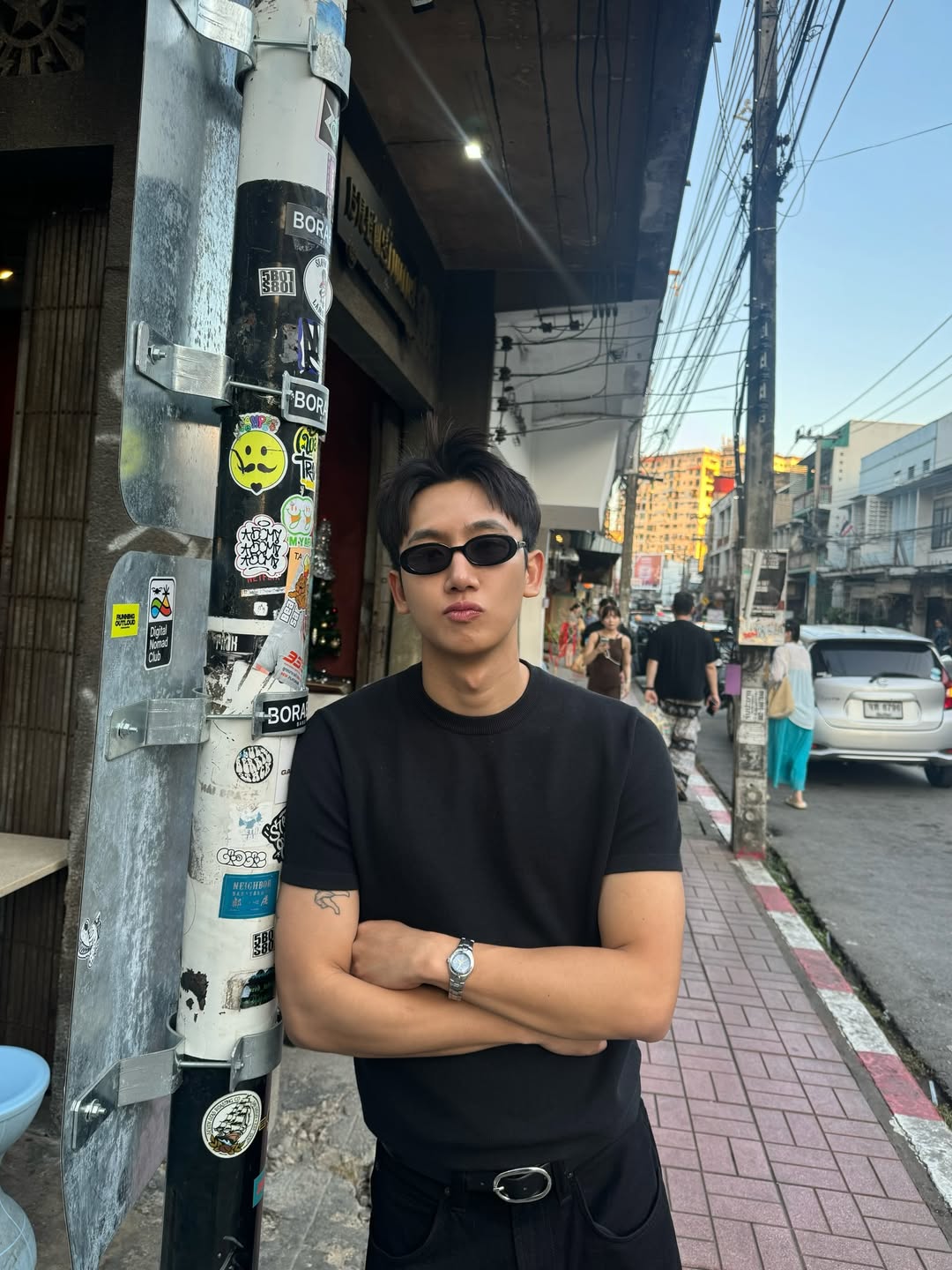 ไตเติ้ล - กีรติ พวงมาลี