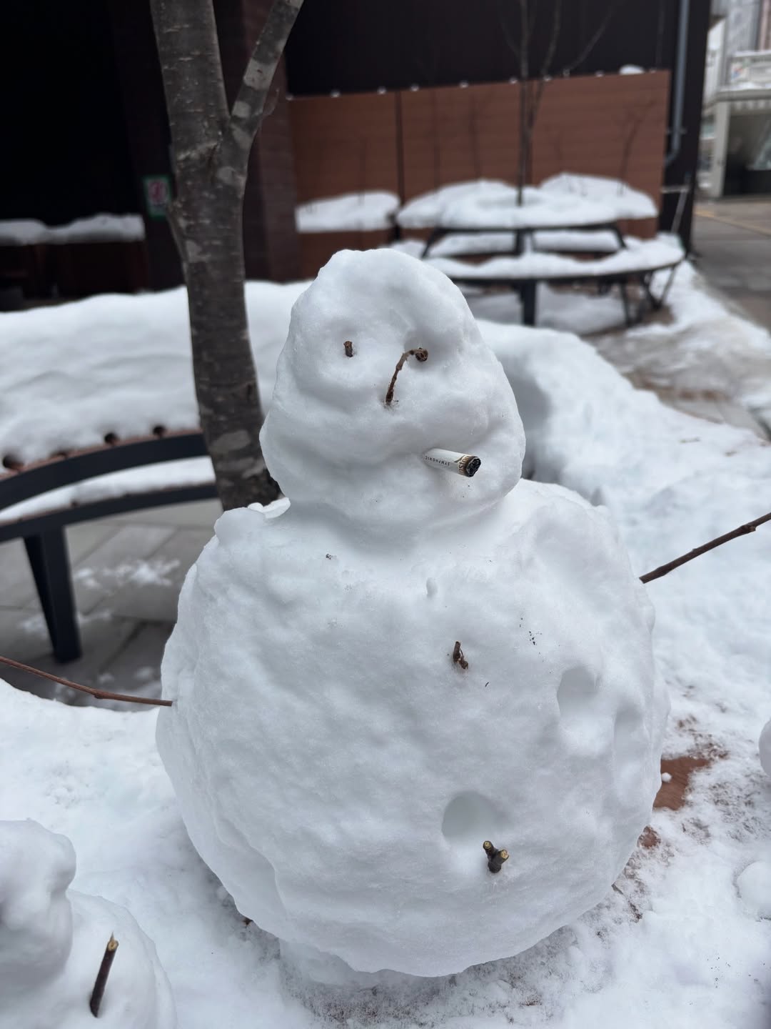 ไตเติ้ล - กีรติ พวงมาลี