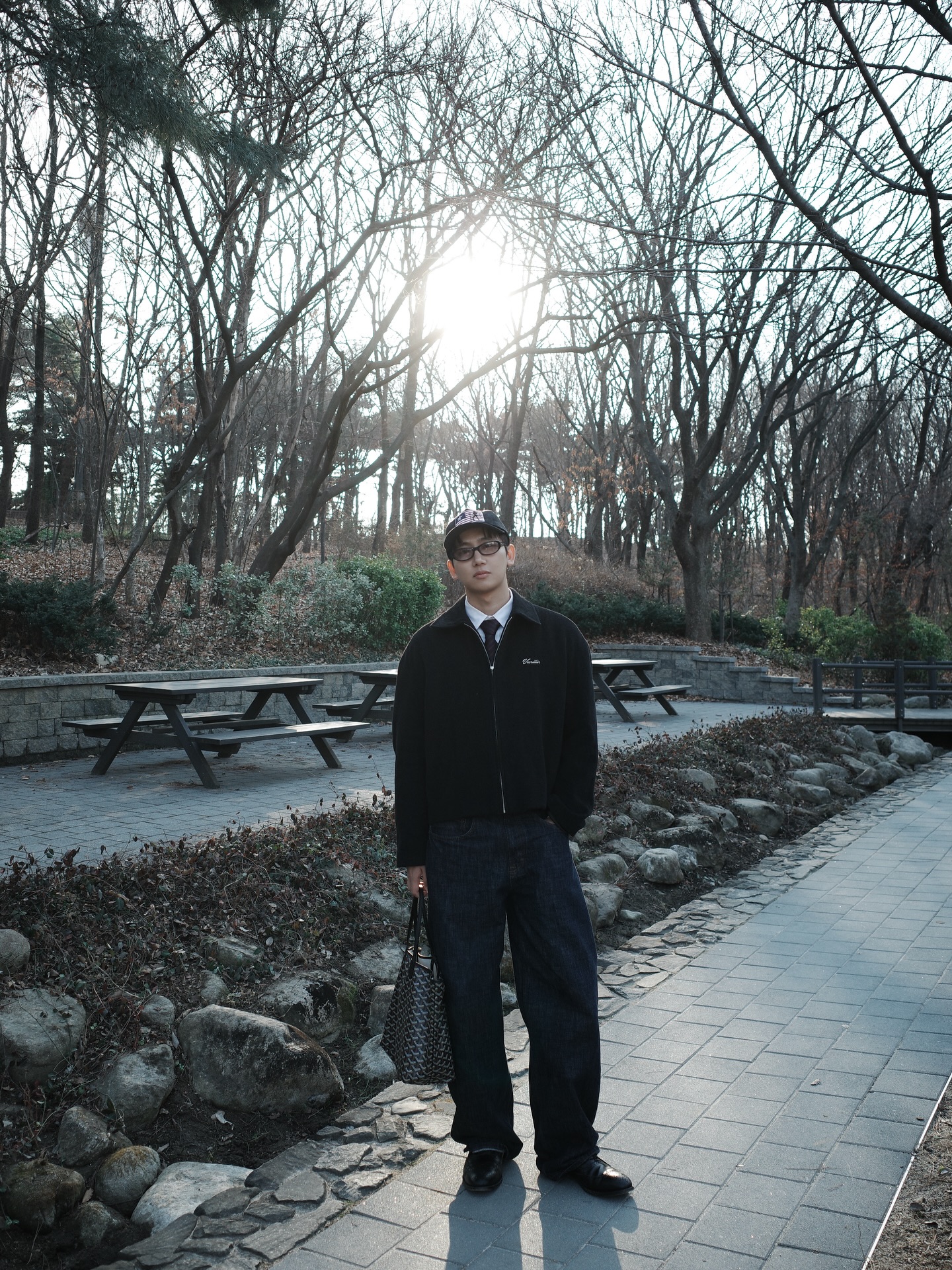 ไตเติ้ล - กีรติ พวงมาลี