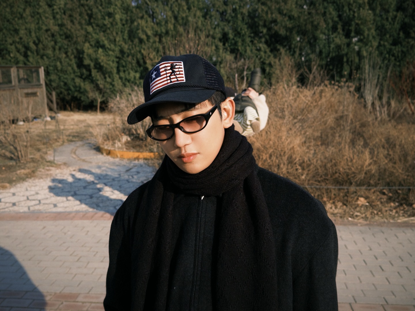 ไตเติ้ล - กีรติ พวงมาลี