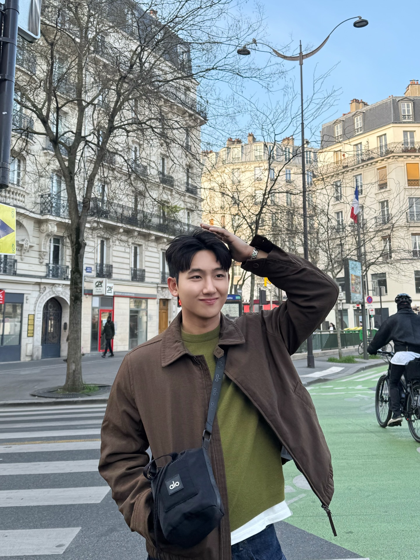 ไตเติ้ล - กีรติ พวงมาลี