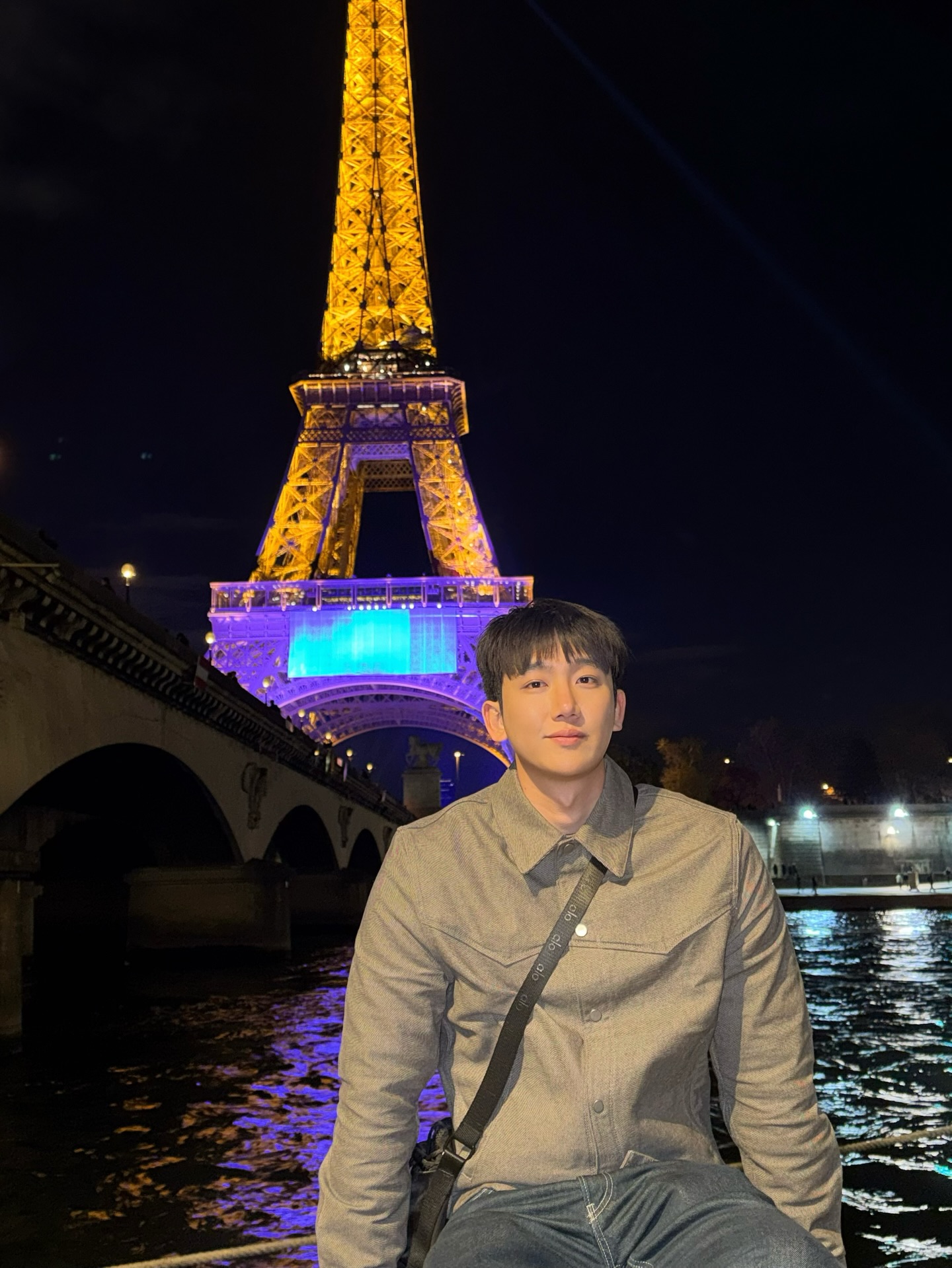 ไตเติ้ล - กีรติ พวงมาลี