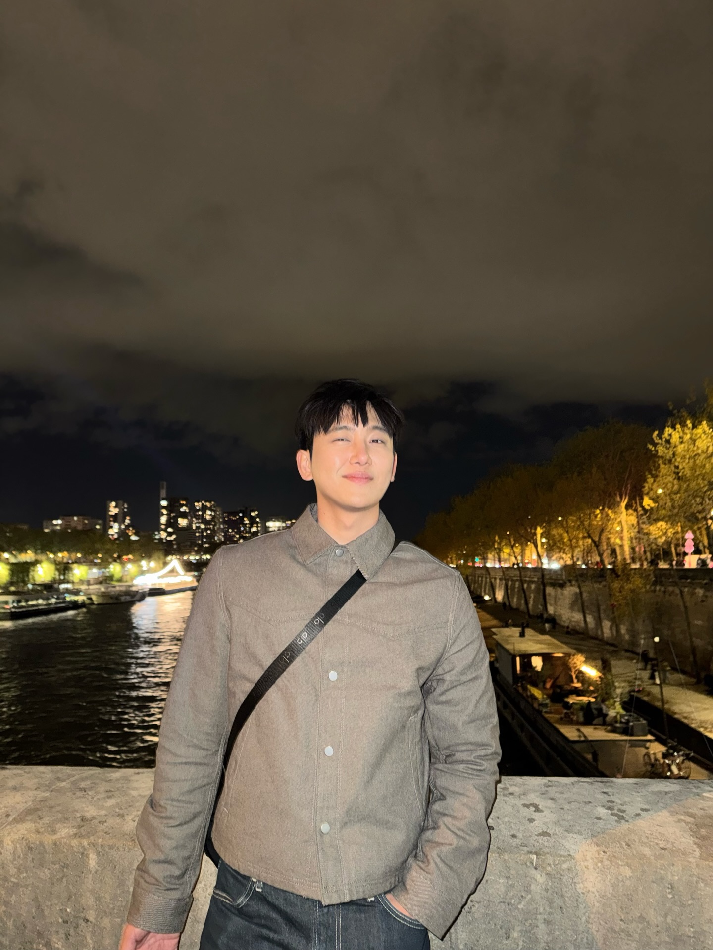 ไตเติ้ล - กีรติ พวงมาลี