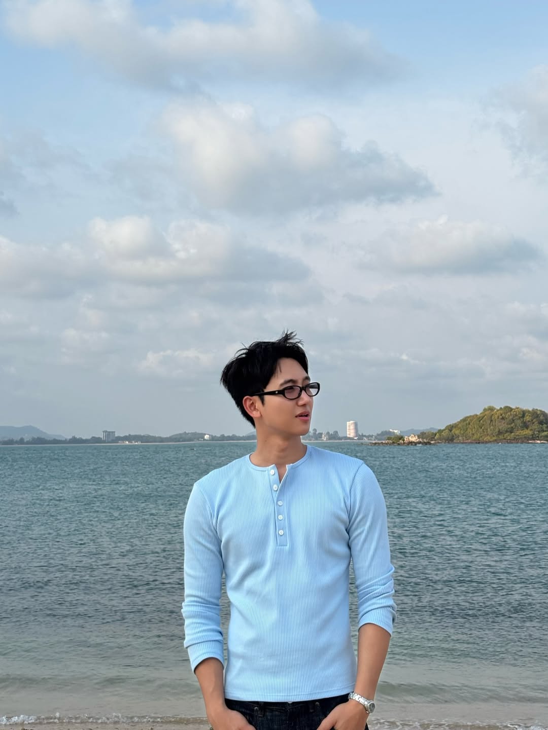 ไตเติ้ล - กีรติ พวงมาลี