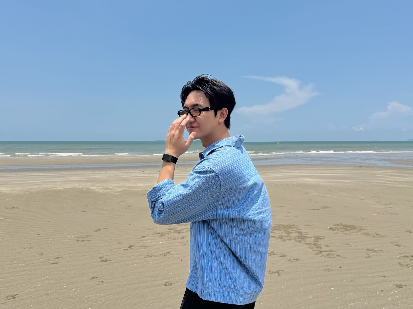 ไตเติ้ล - กีรติ พวงมาลี