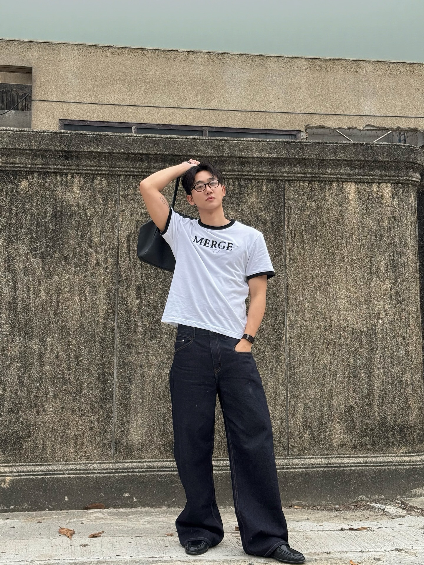 ไตเติ้ล - กีรติ พวงมาลี