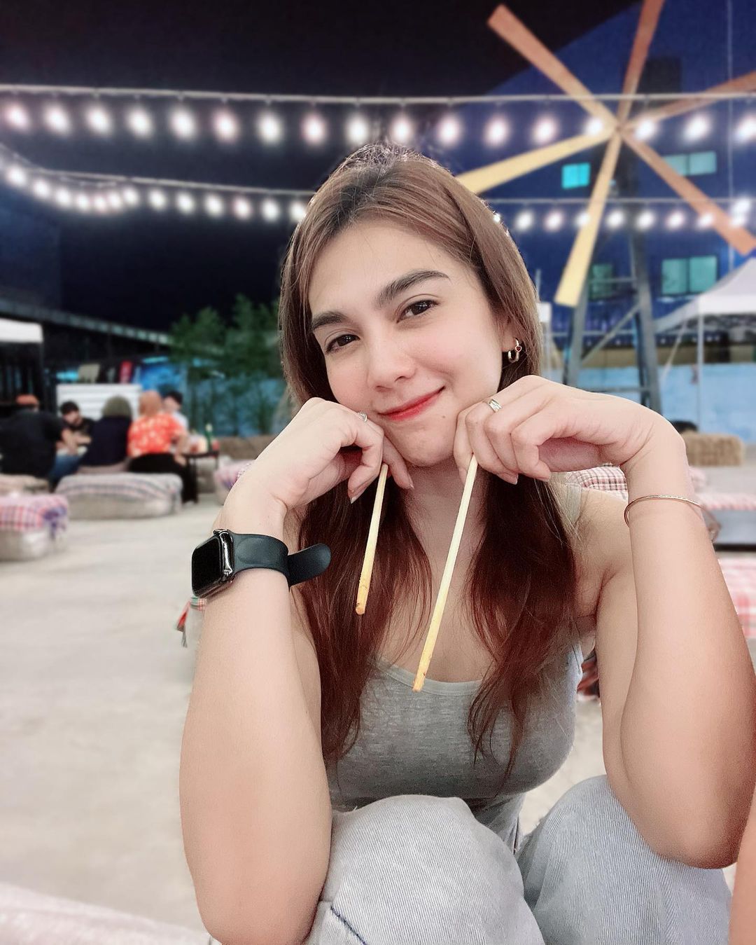 พั้นช์ - วรกาญจน์ โรจนวัชร