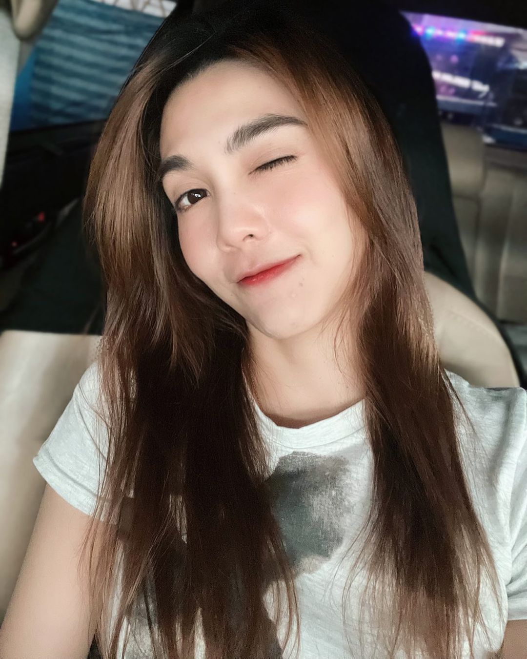 พั้นช์ - วรกาญจน์ โรจนวัชร