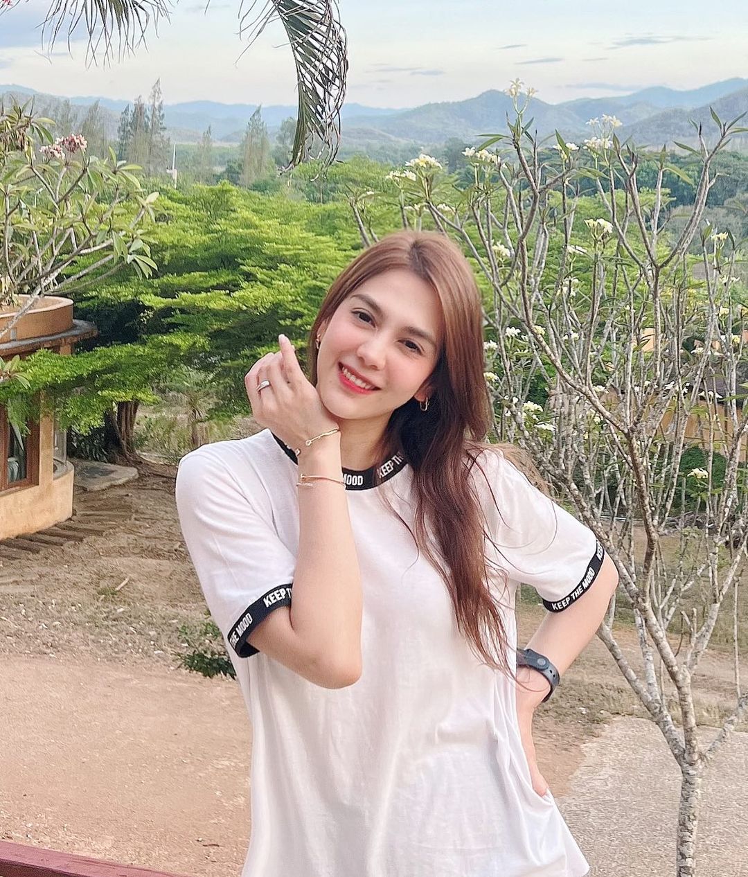 พั้นช์ - วรกาญจน์ โรจนวัชร