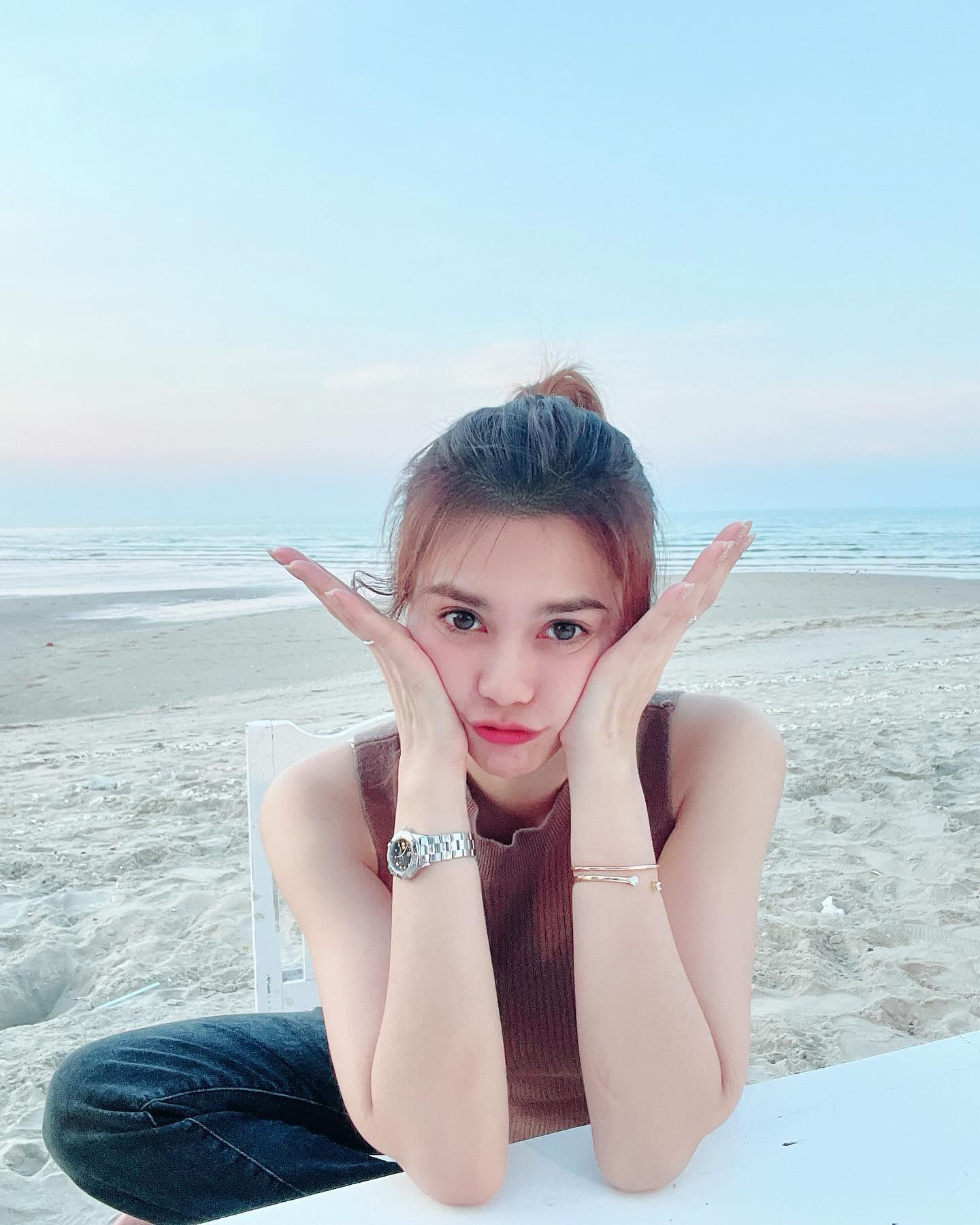 พั้นช์ - วรกาญจน์ โรจนวัชร