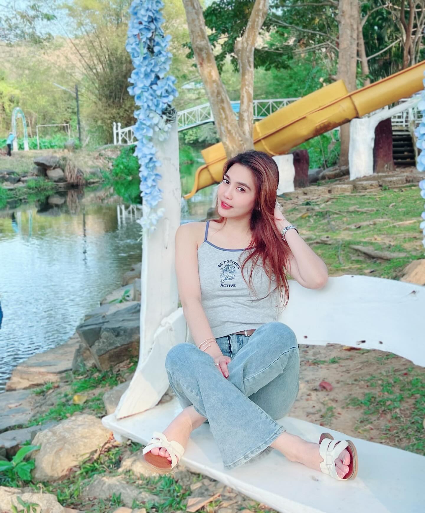 พั้นช์ - วรกาญจน์ โรจนวัชร