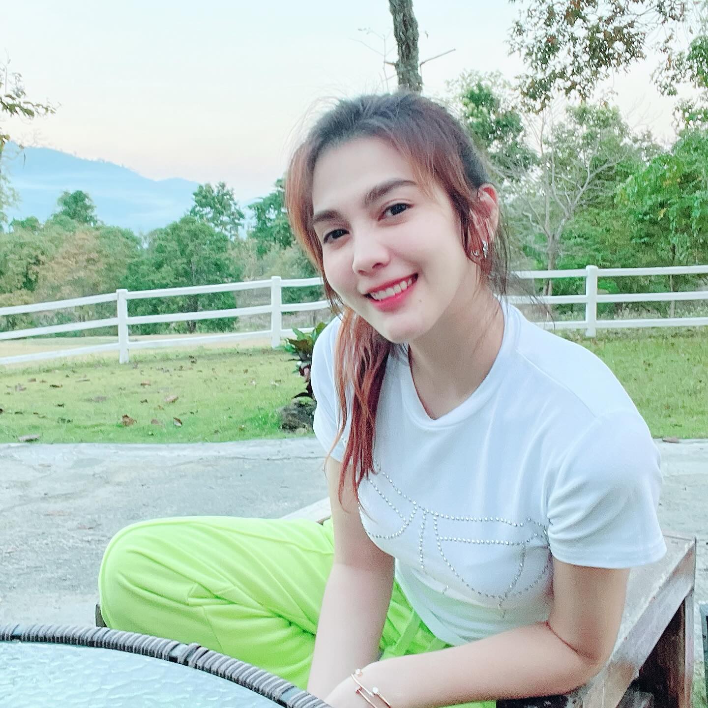พั้นช์ - วรกาญจน์ โรจนวัชร