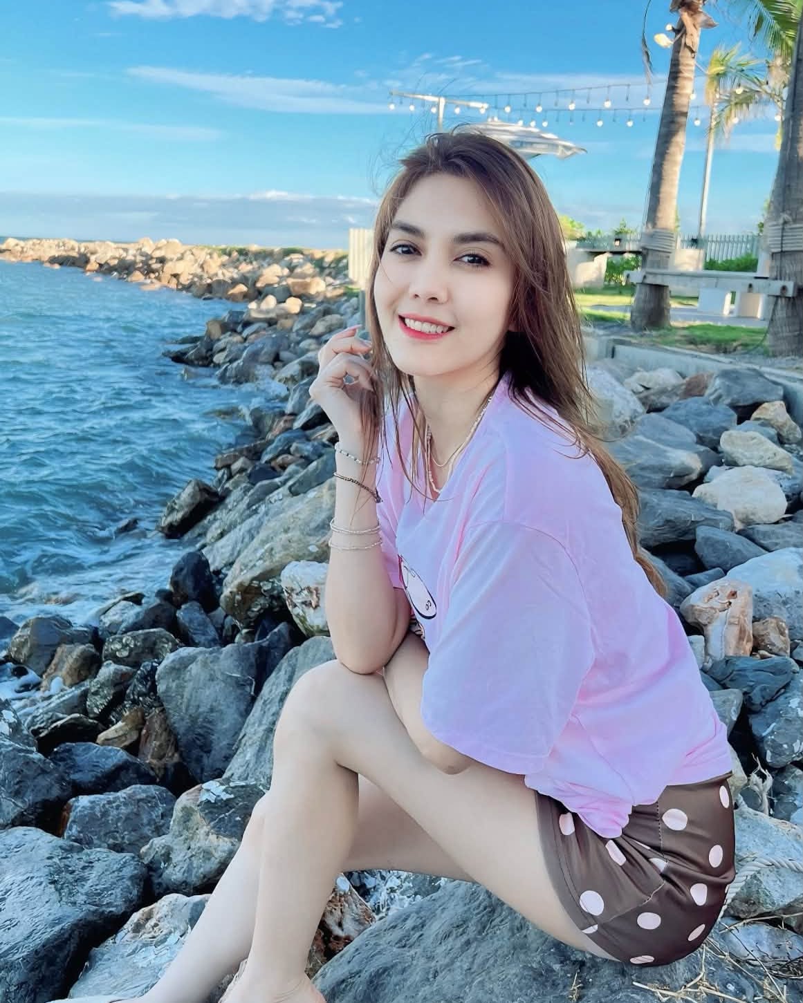 พั้นช์ - วรกาญจน์ โรจนวัชร