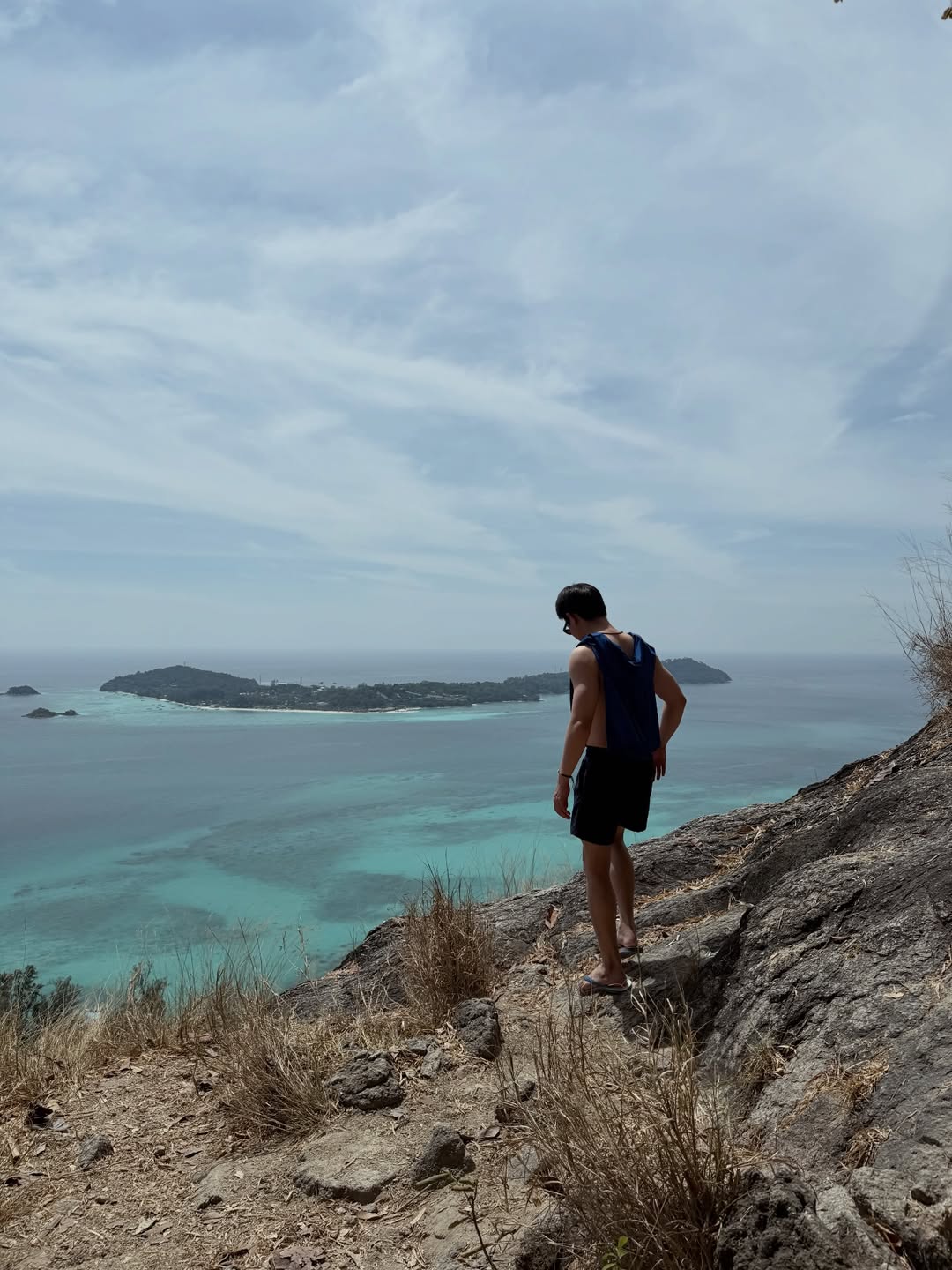 ริท - เรืองฤทธิ์ ศิริพานิช